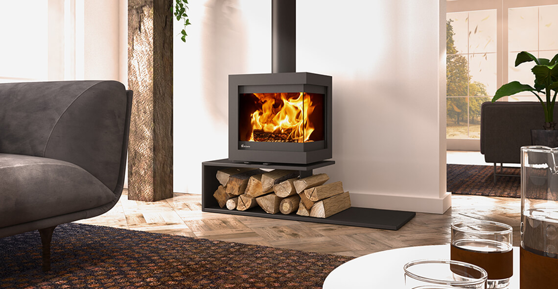 Ce qui est frappent avec le poêle à bois Bora Corner, c’est la belle vue sur le feu. En effet, les deux vitres sont placées l’une contre l’autre sans angle entre eux.
